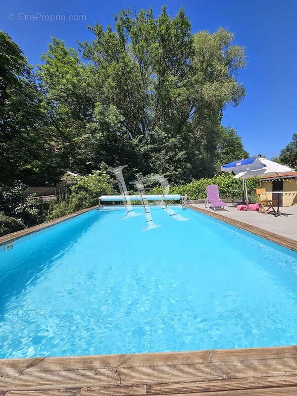 Maison à BRIVES-CHARENSAC