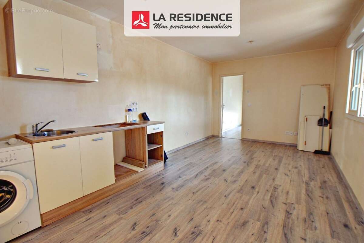 Appartement à JOUY-MAUVOISIN