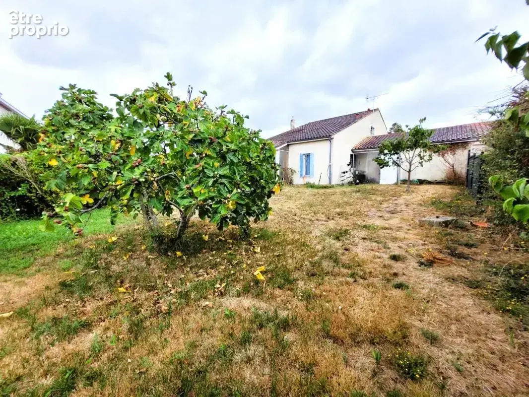 Maison 130 m² à Braud-Et-Saint-Louis  - photo 2