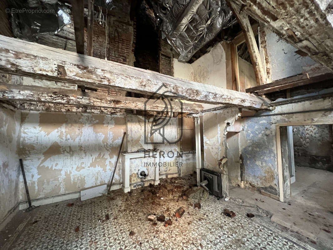 Maison à AULNOY-LEZ-VALENCIENNES