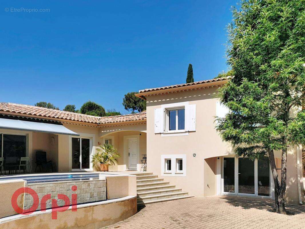 Maison à LA CADIERE-D'AZUR