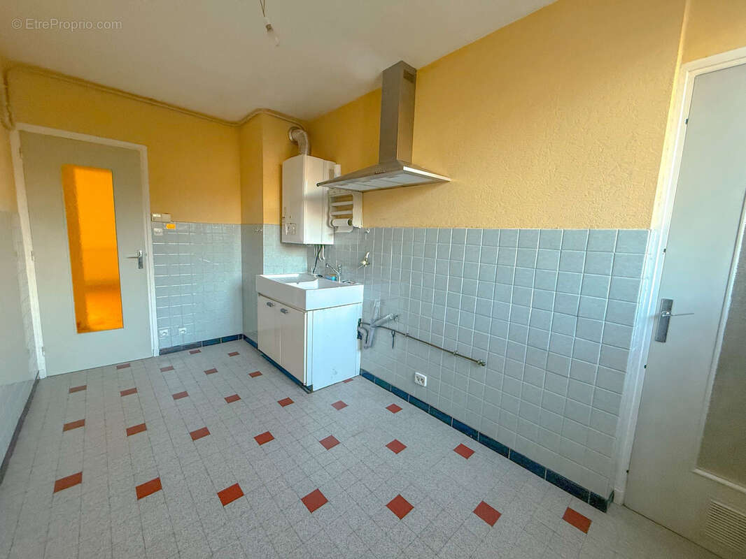 Appartement à FONTAINE