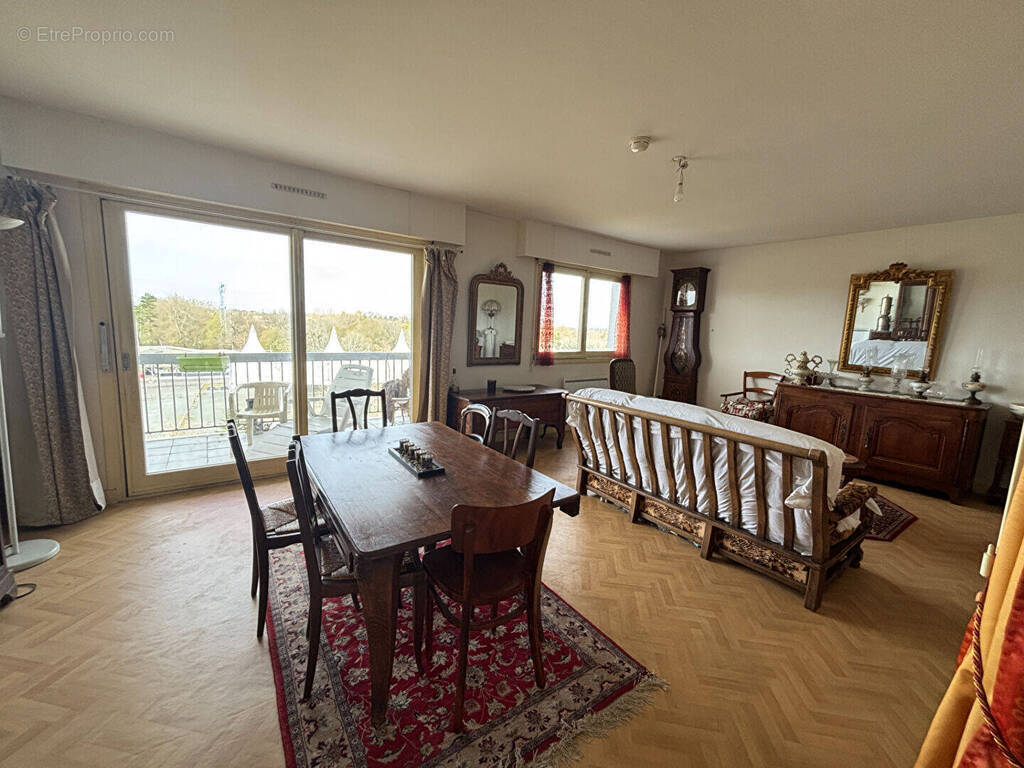 Appartement à CHATEAUROUX