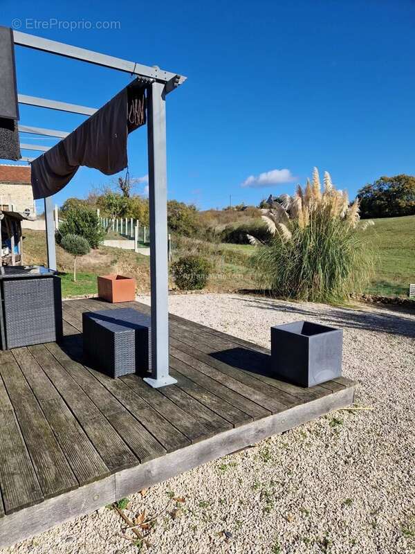 Maison à BUEIL-EN-TOURAINE