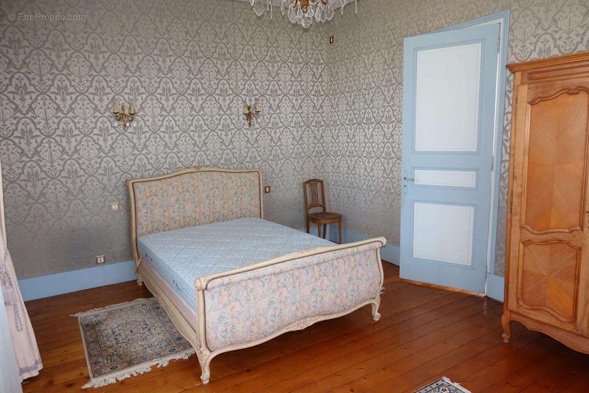 Maison à DANNEMARIE-SUR-CRETE