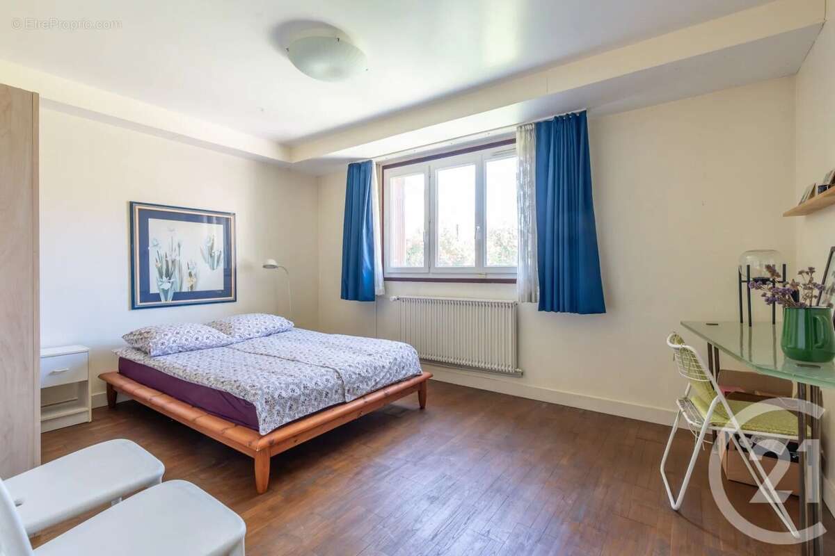 Maison à VILLIERS-SUR-MARNE