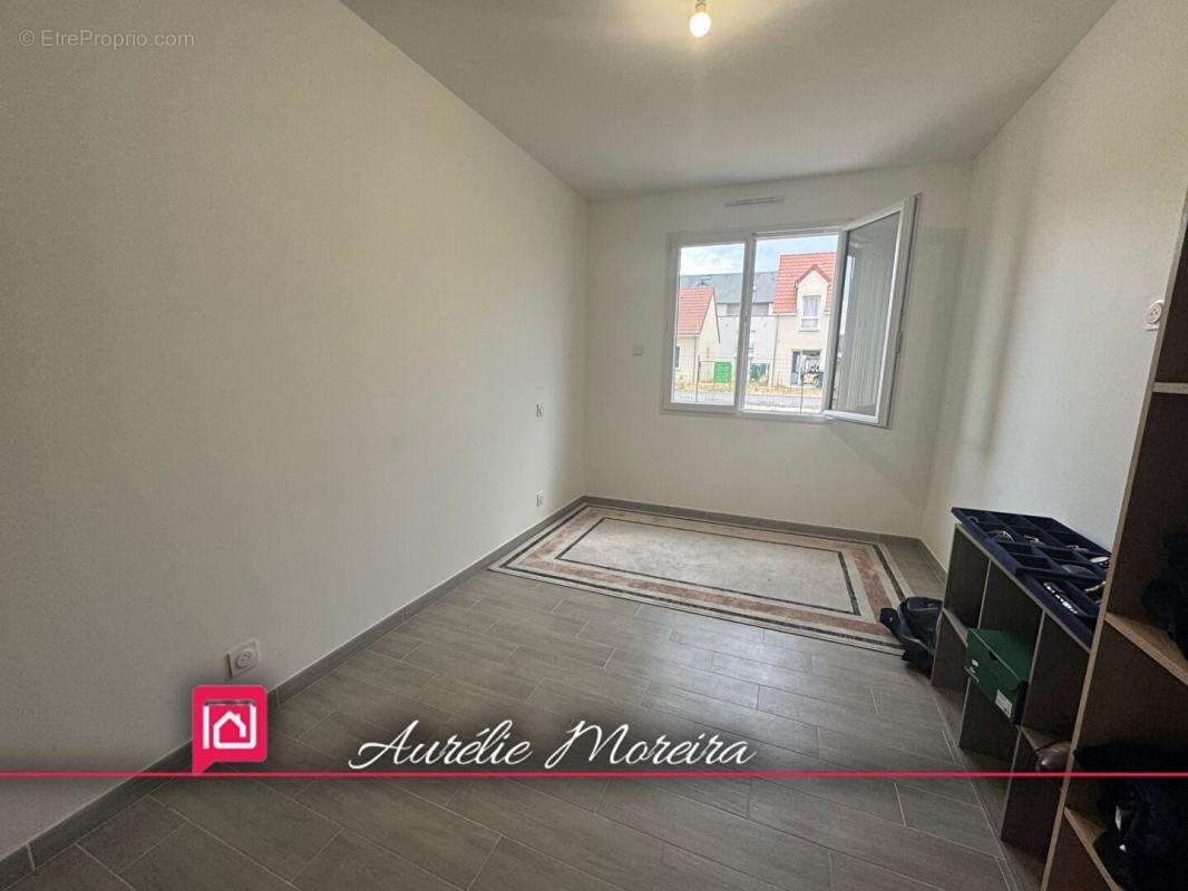 Maison Le Controis En Sologne 5 pièce(s) 94 m2 - photo 9