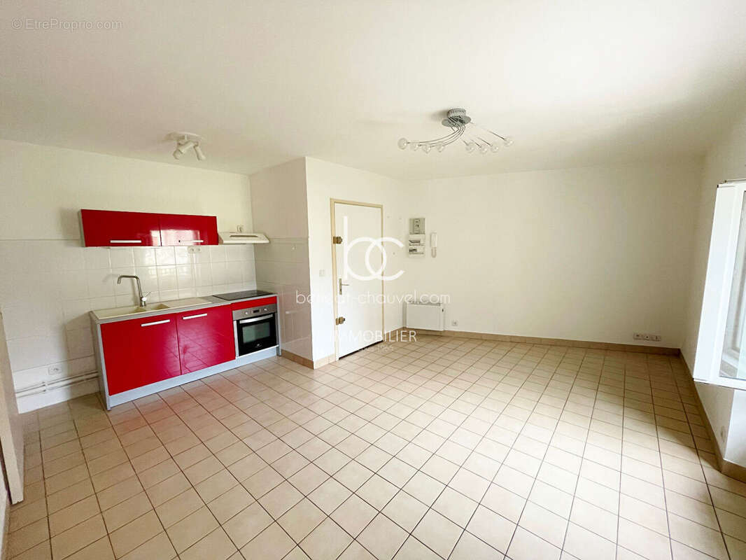 T3 Lumineux à Vannes Proche Gare et Centre-Ville 46 m² - photo 3