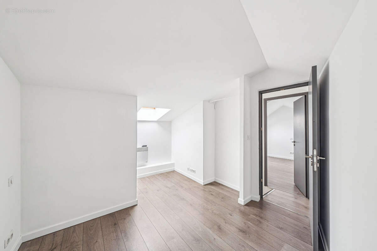 Appartement à COLOMBES