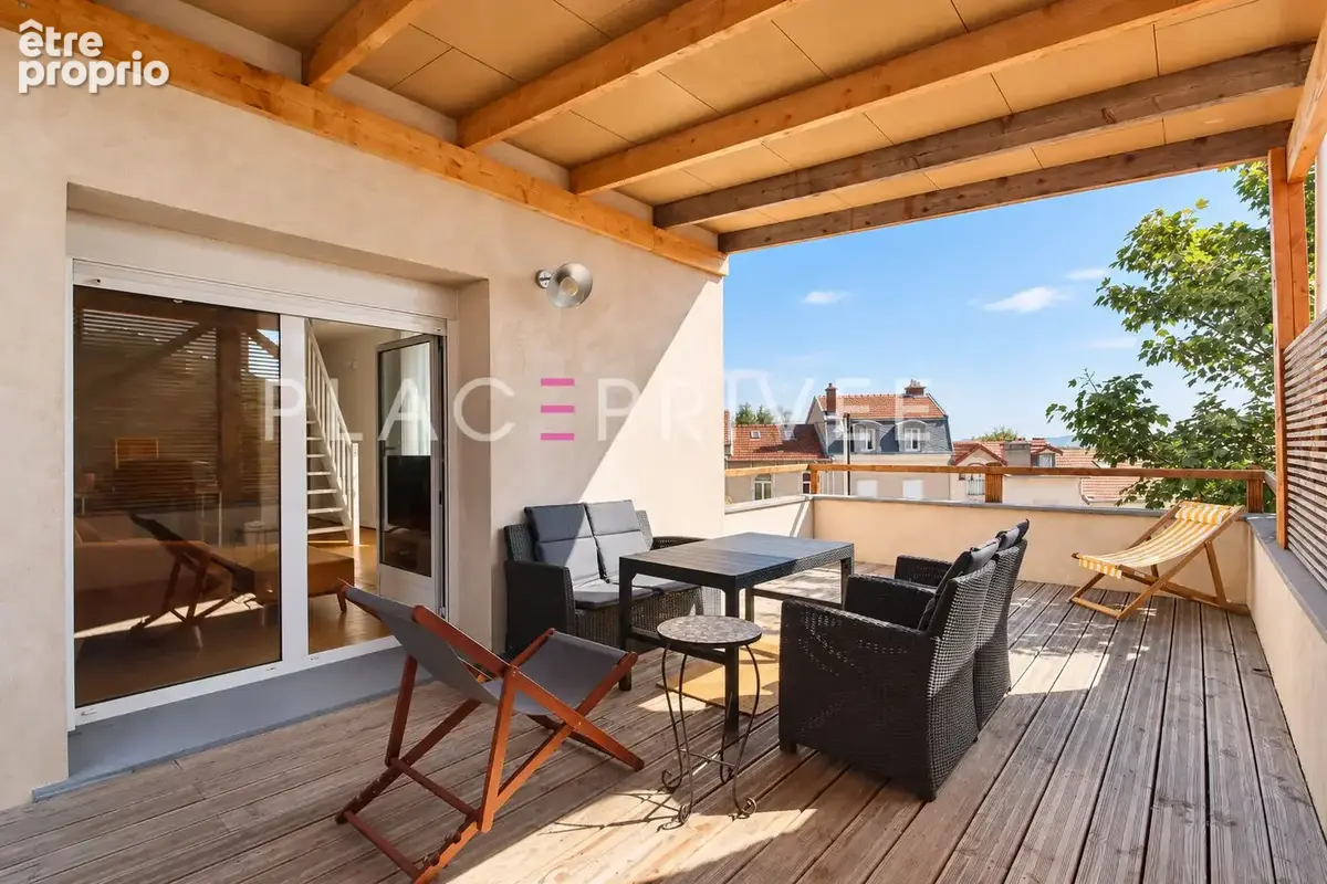 Maison avec jardin et stationnement - photo 3