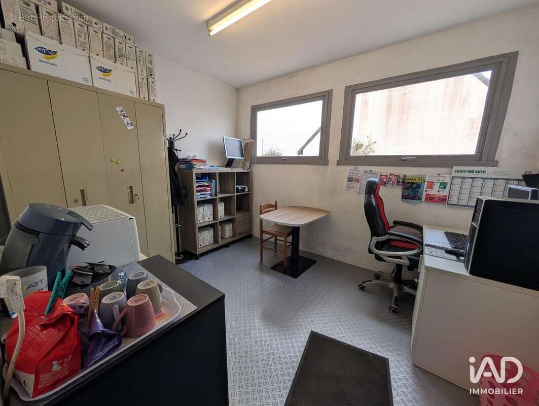 Photo 8 - Commerce à LA VILLE-AUX-CLERCS