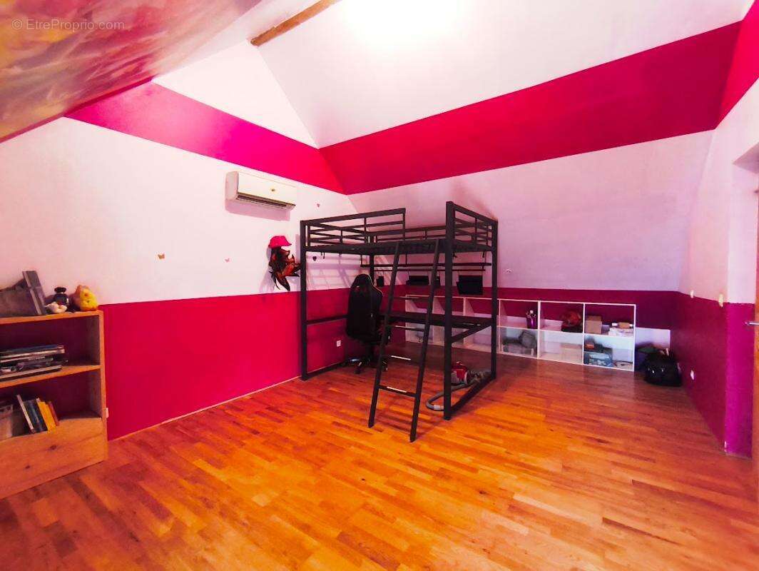 Maison à MONTMIRAIL