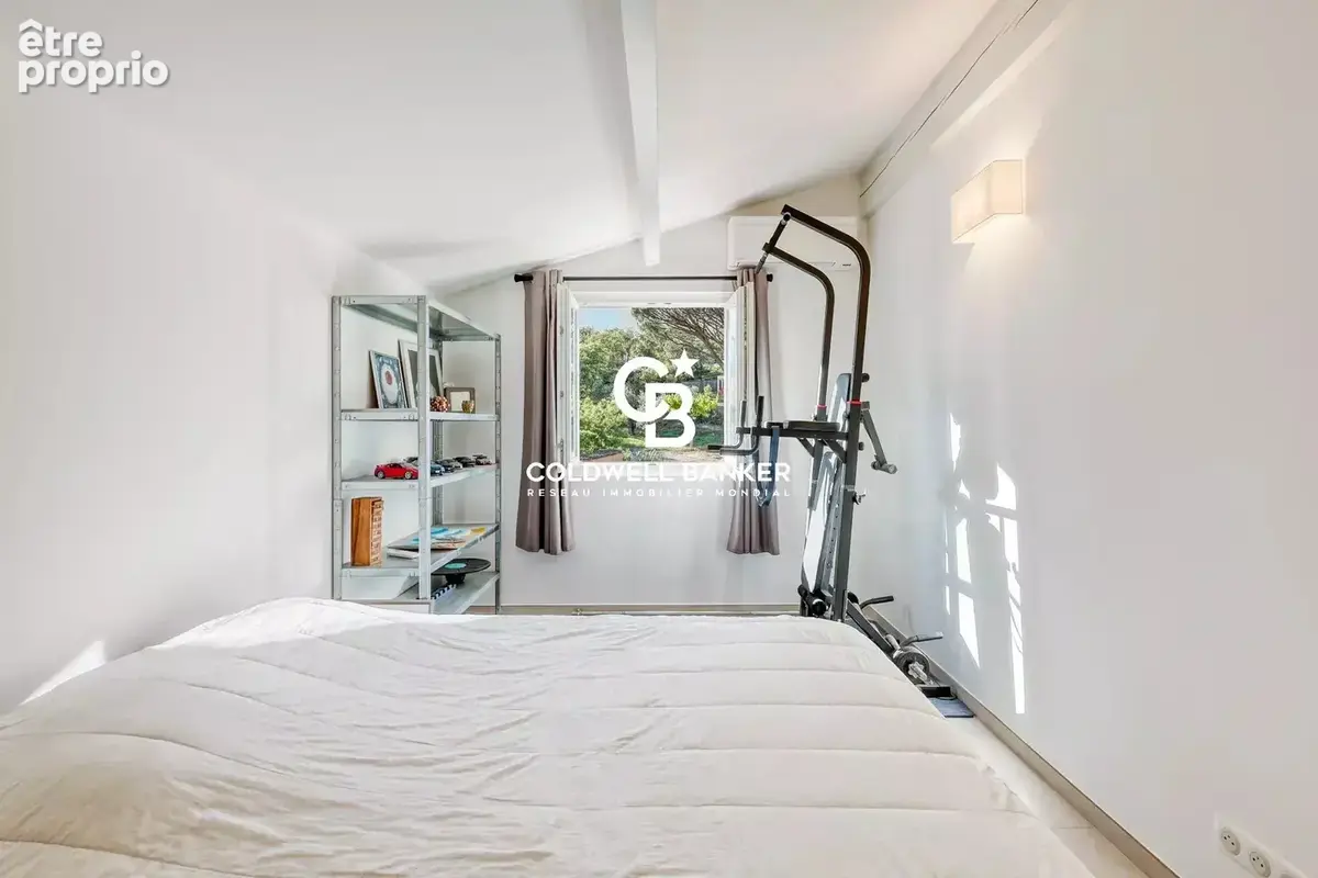 Golfe de Saint-Tropez , charmante villa avec piscine et sa maison d’invités - photo 32