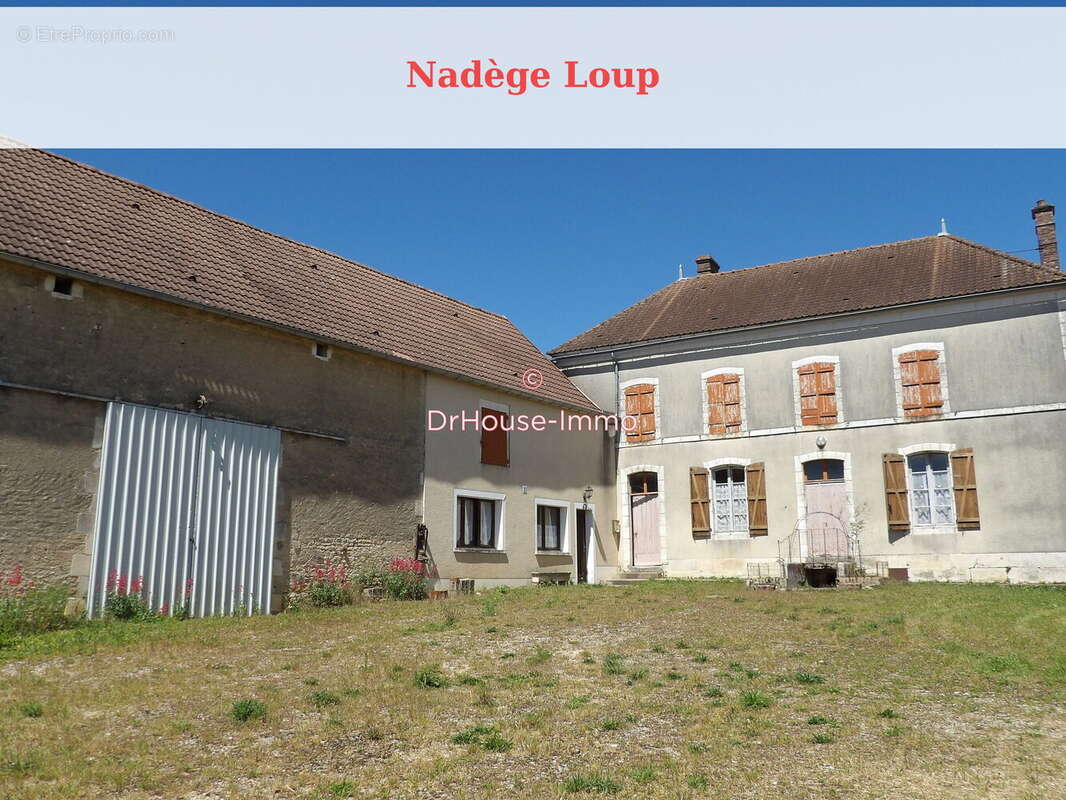 Maison 131 m² à Taingy  - photo 2