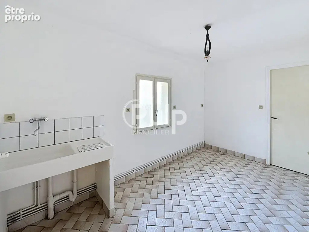 Grigny - Maison semi plain-pied de 232 m², 5 chambres - photo 9