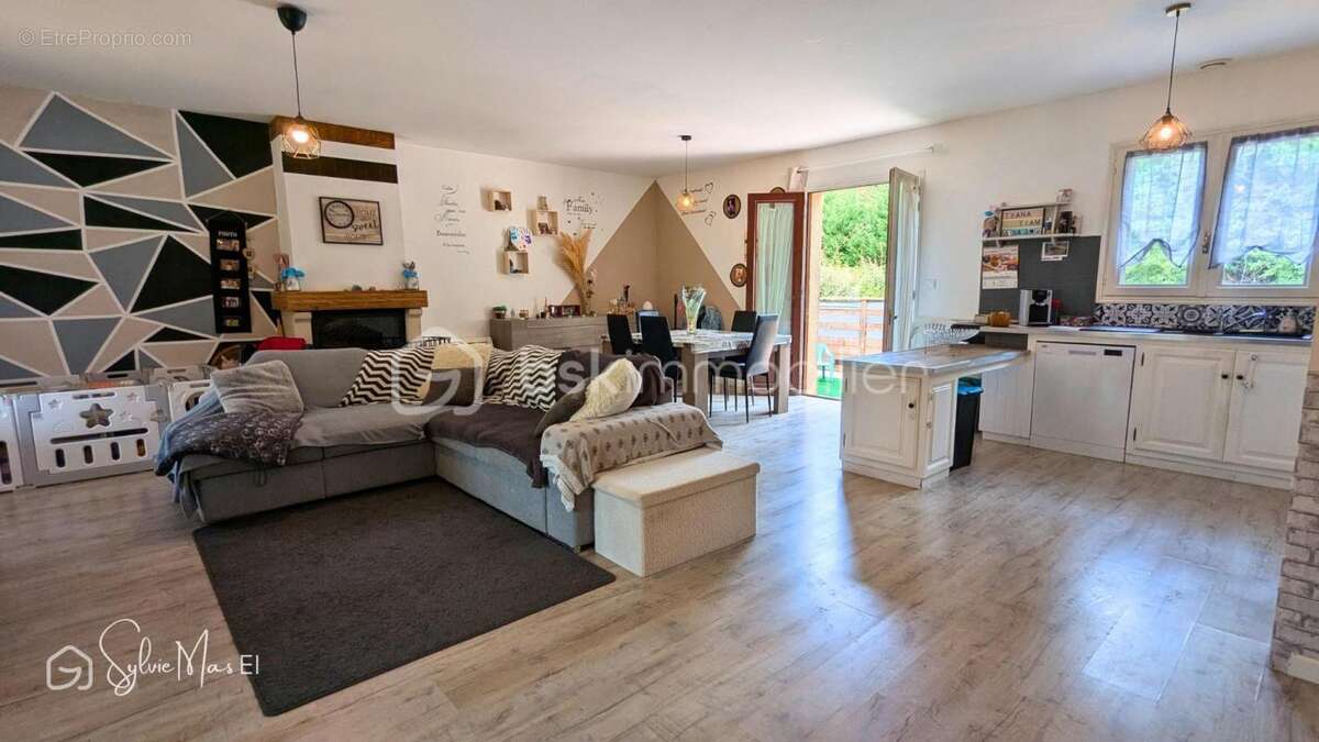 Maison 5 chambres - jardin 3320 m2 - photo 4