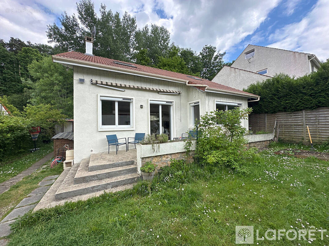 Maison à GIF-SUR-YVETTE