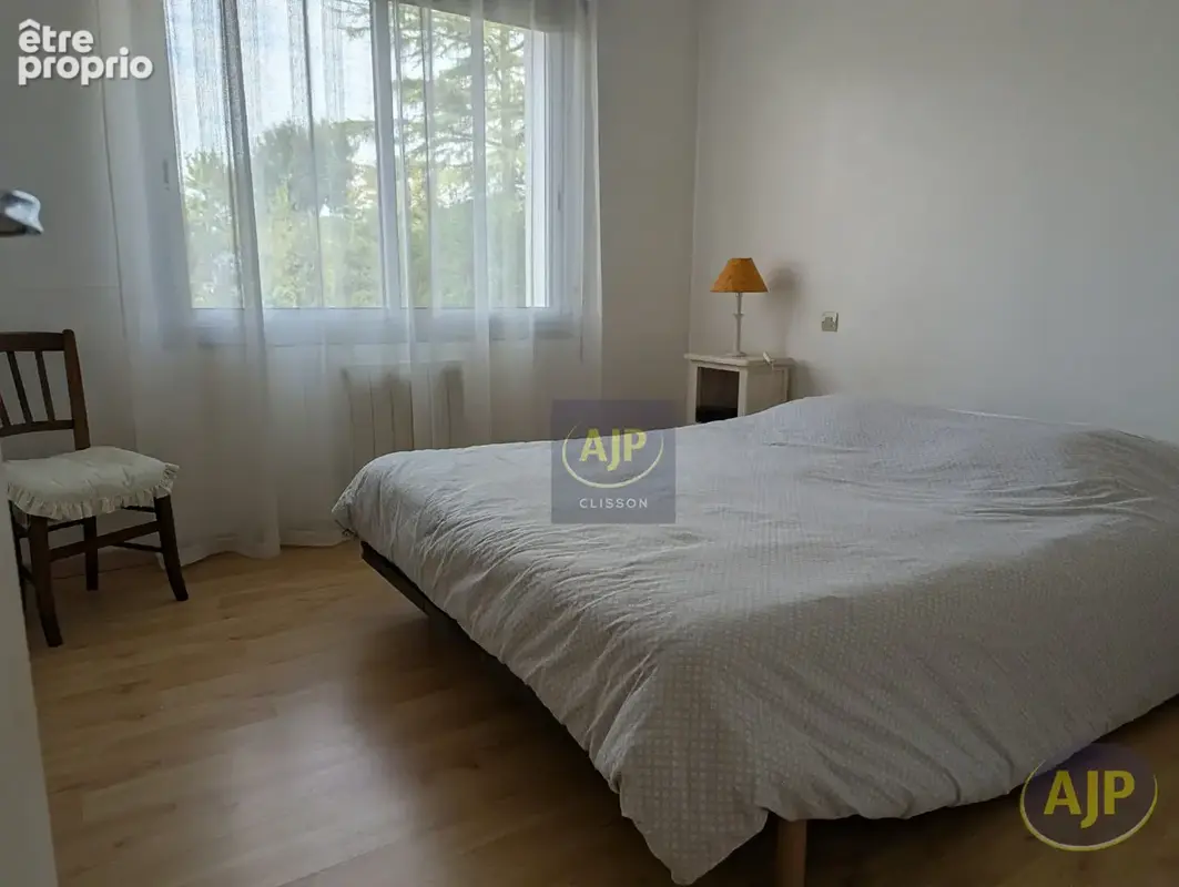 Maison 3 chambres  en village Monnieres. - photo 10