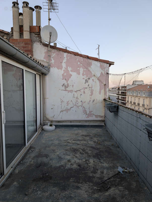 Appartement en duplex avec terrasse à rénover - photo 11