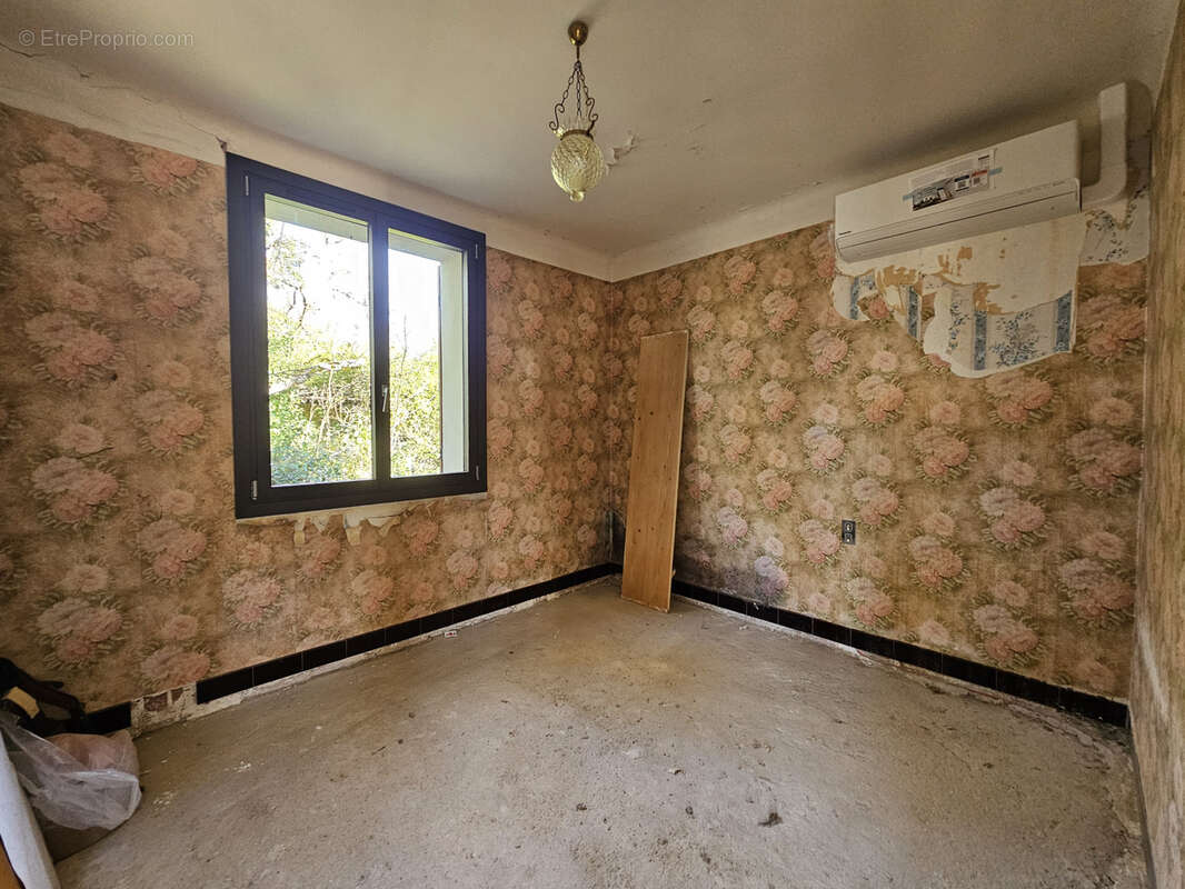 Apt, Luberon, jolie maison à rénover avec cabanon et belle vue dégagée - photo 5