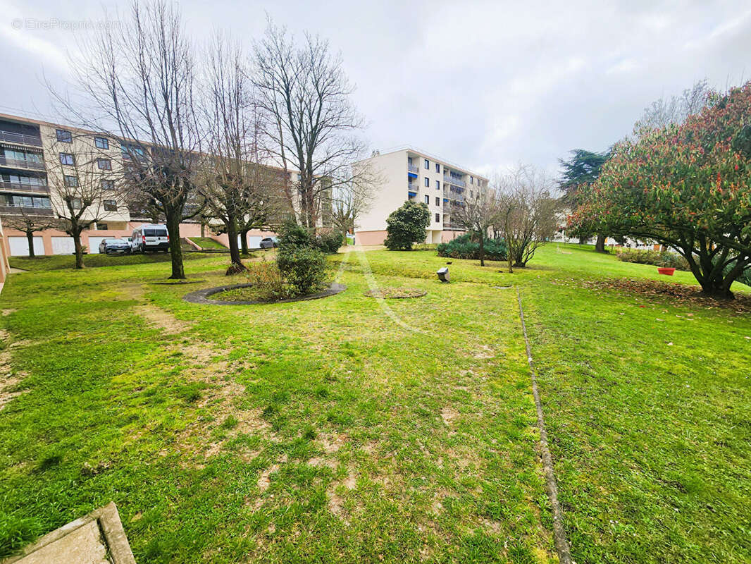 Appartement Rungis 5 pièce(s) 83.10 m2 - photo 5