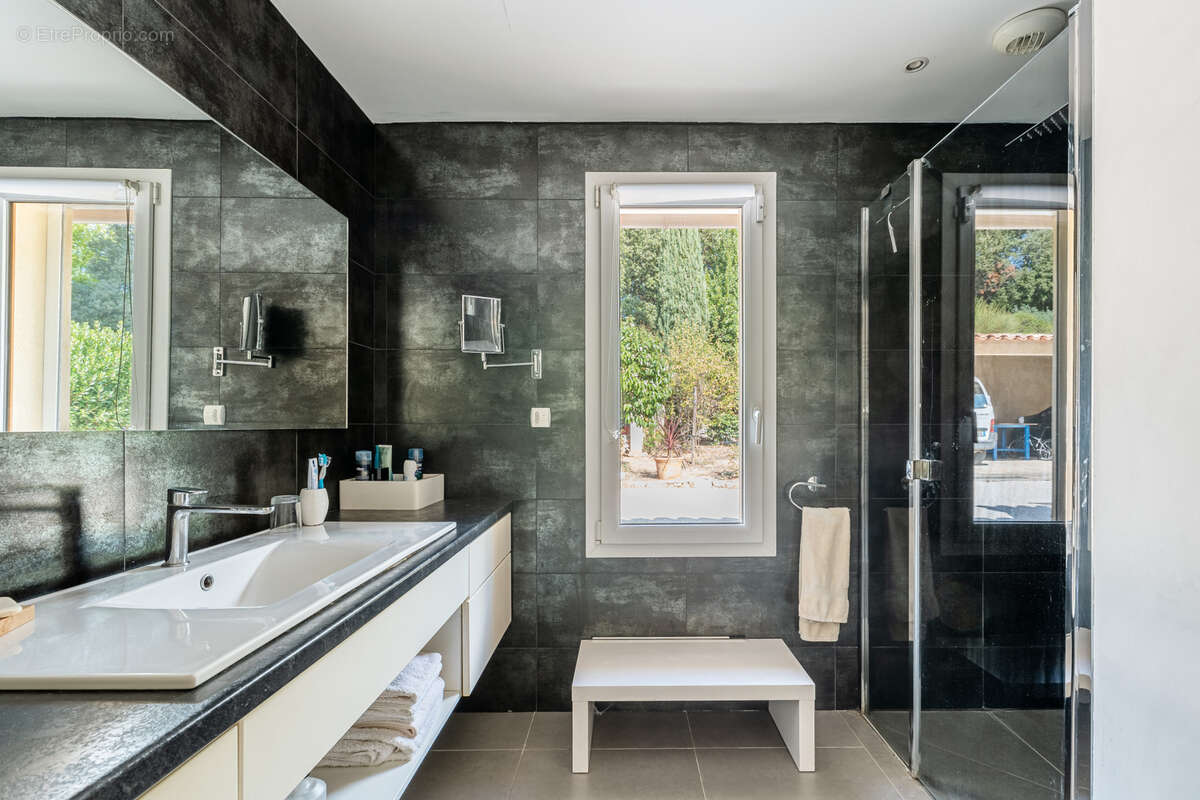 Maison à LA BOUILLADISSE