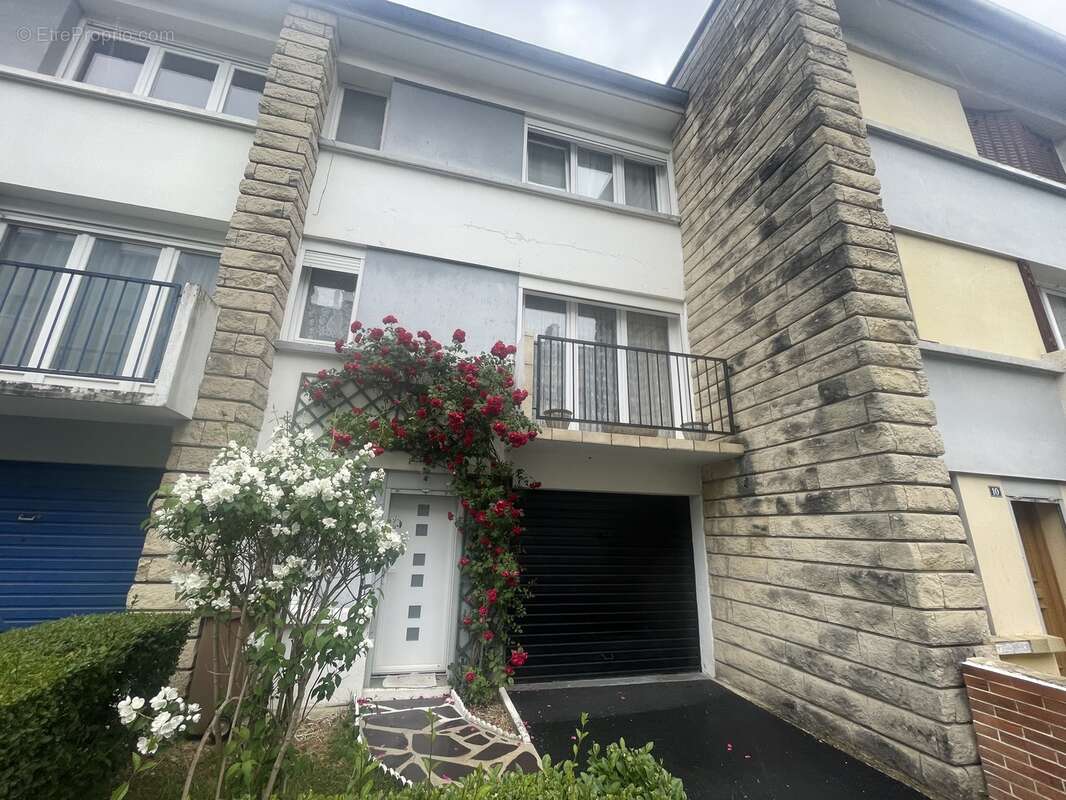 Maison à CHARLEVILLE-MEZIERES