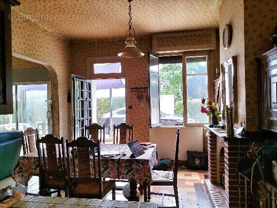 Maison à SARAMON