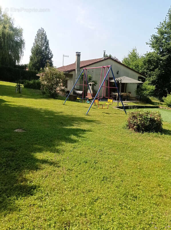 Maison à NEUFMAISONS