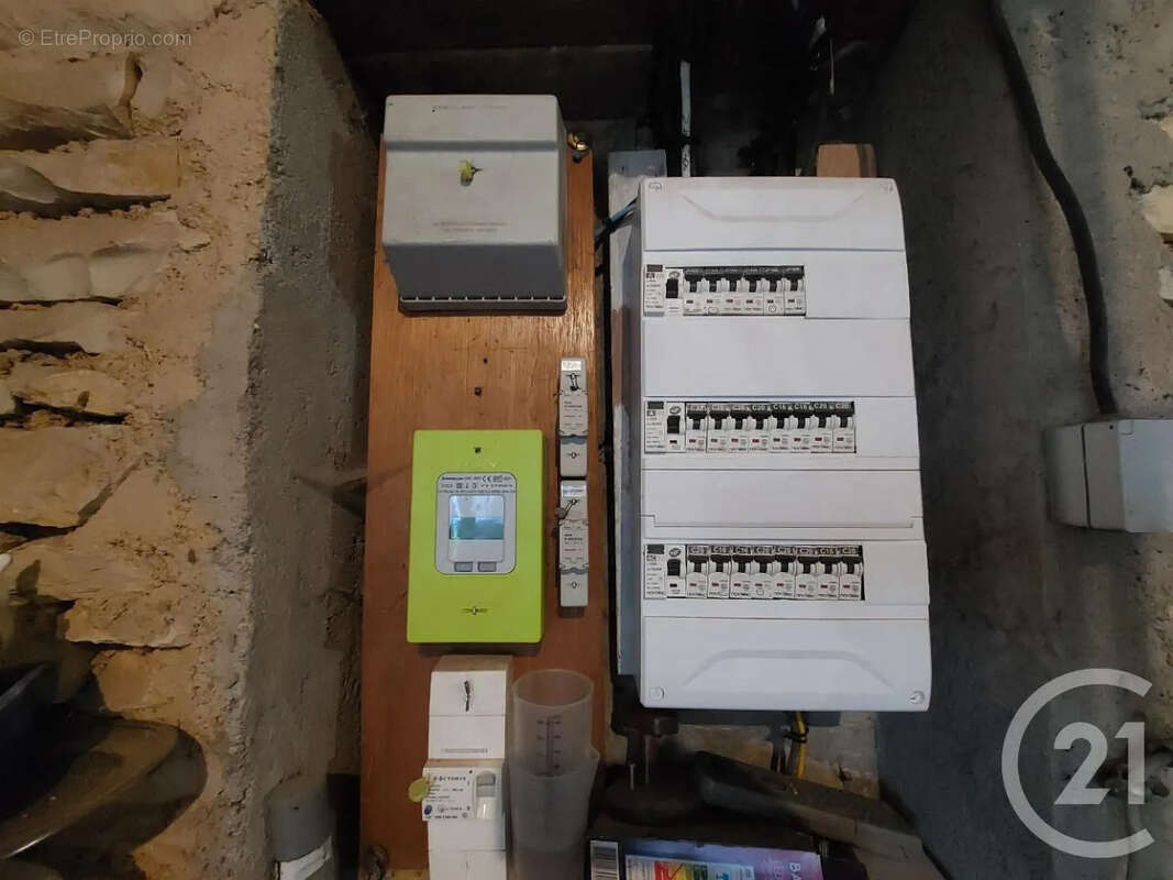 Maison à SOUGERES-EN-PUISAYE