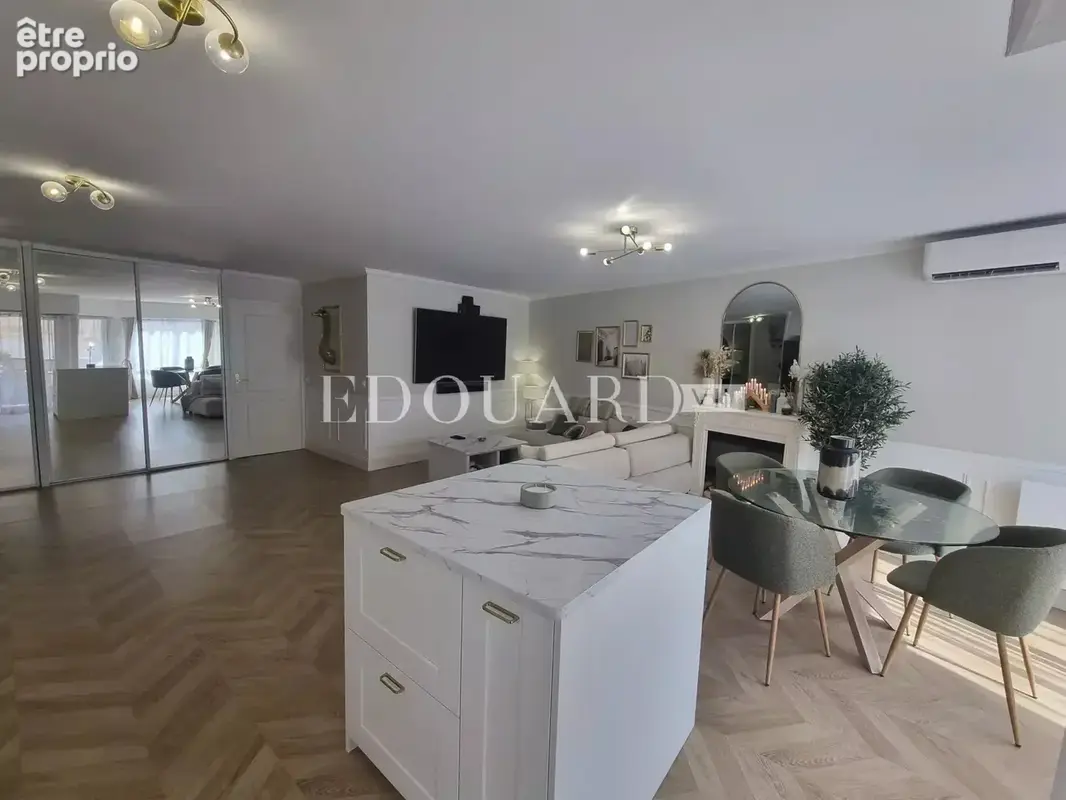 En exclusivité splendide quatre pièces traversant, entièrement rénové avec terrasse et garage - photo 8