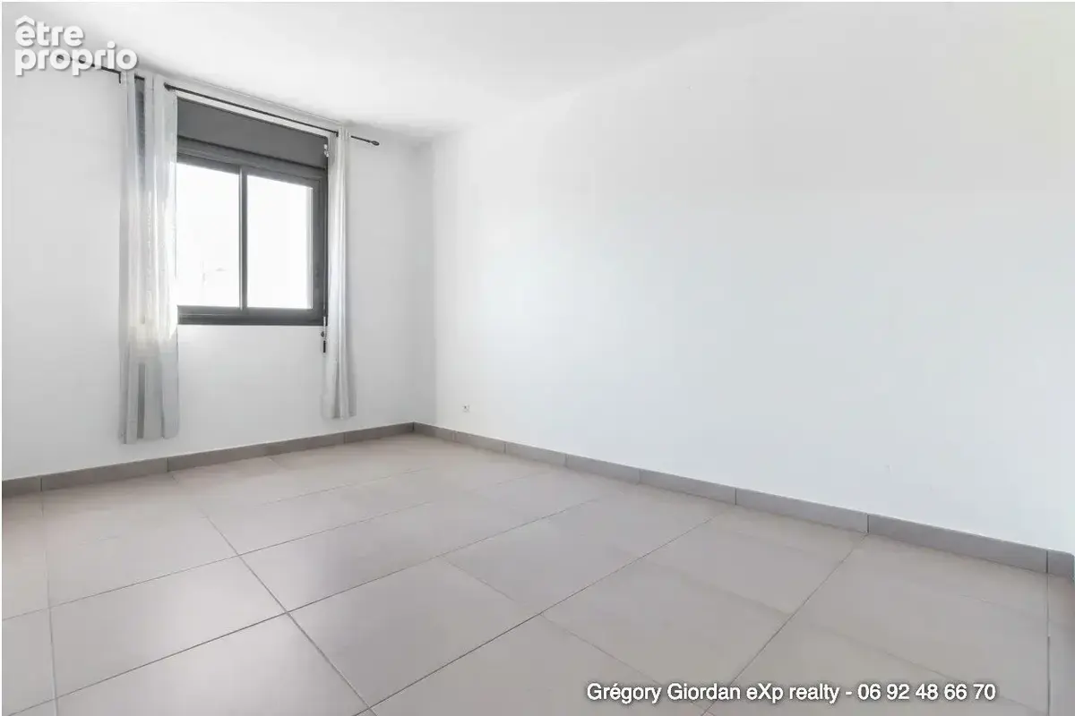 Maison 103 m² à Saint-Pierre  - photo 8