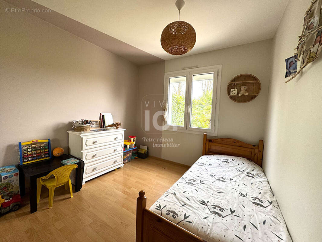 Maison à BOUGUENAIS