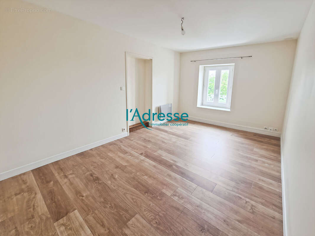 Maison à LA CHAUSSAIRE