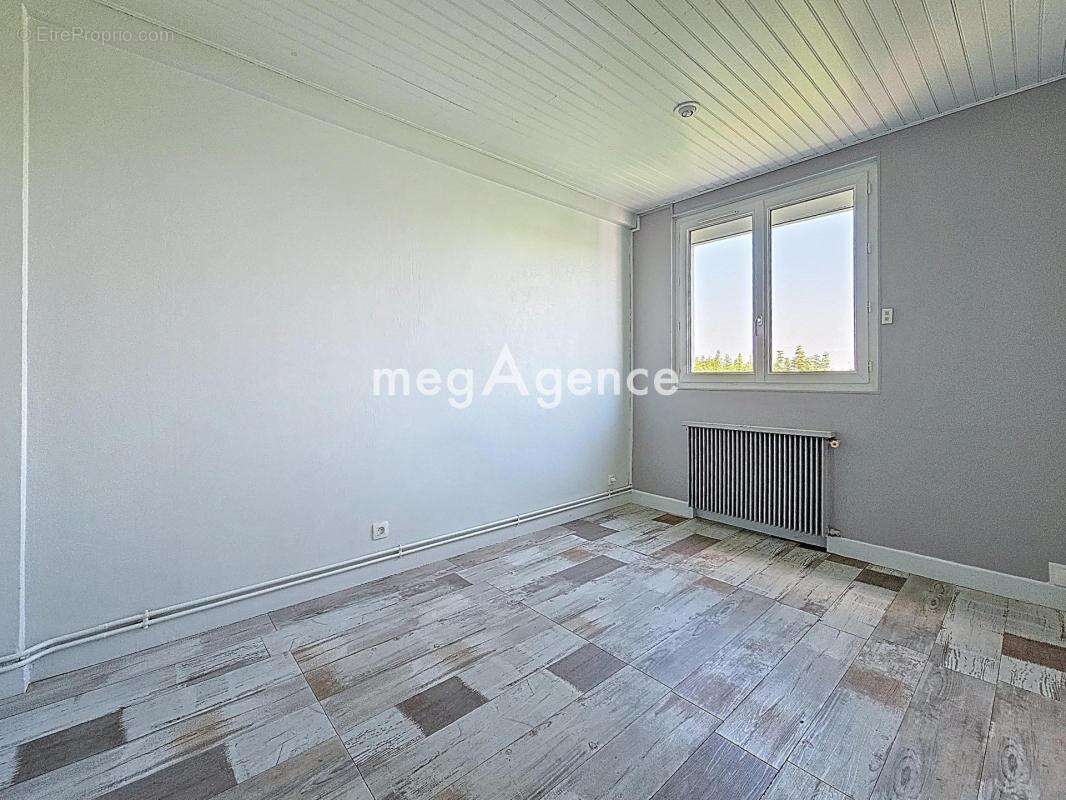 Appartement à MANTES-LA-JOLIE