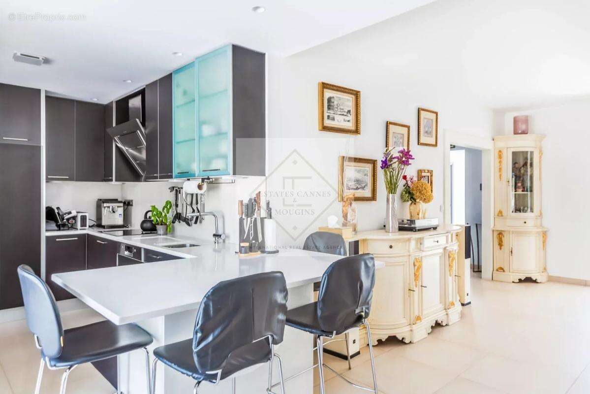 Maison à MOUGINS