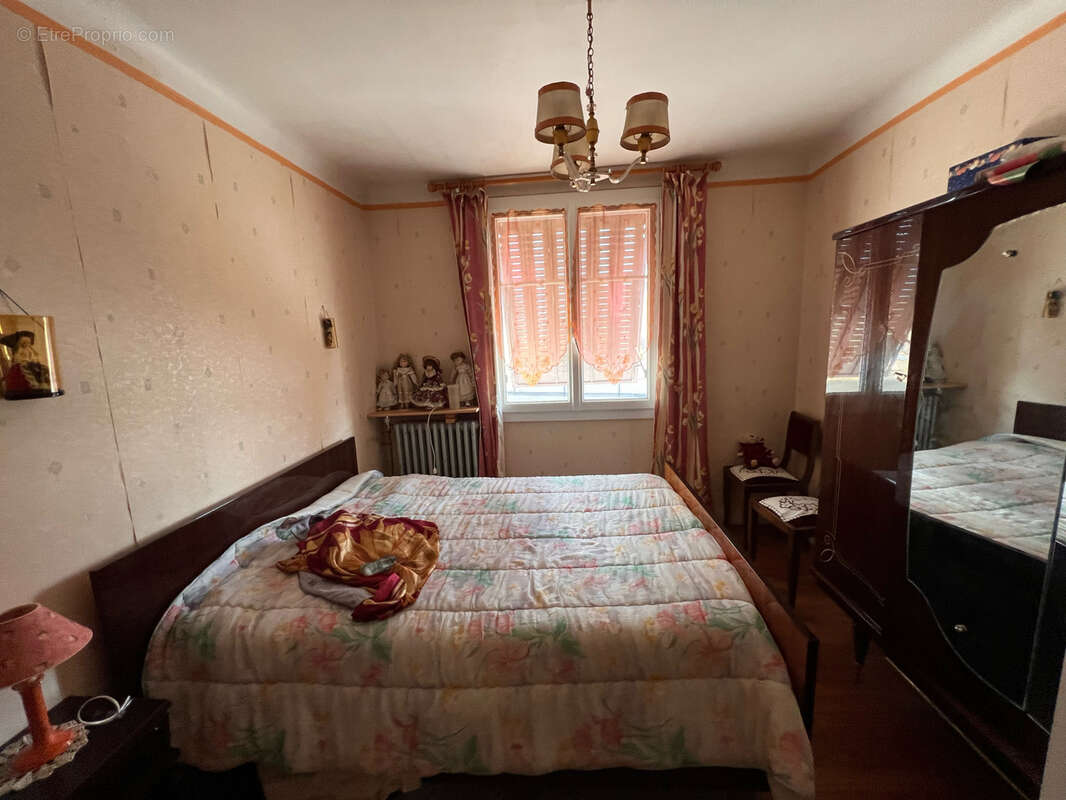 Maison à DERVAL