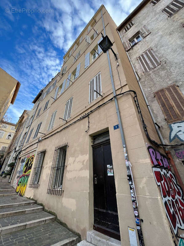 Appartement à MARSEILLE-2E