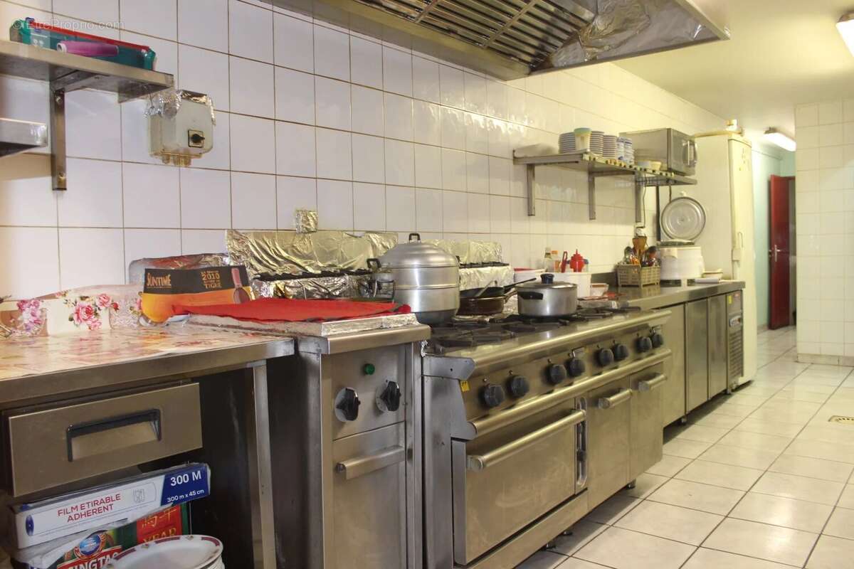 Vente Murs + FOnds de commerce - MONTREJEAU - photo 4