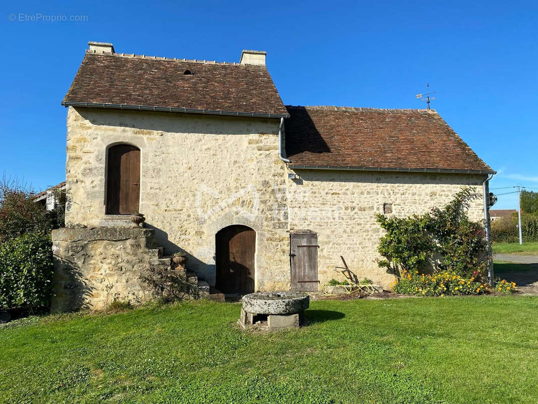 Maison à SAINT-REMY-DU-VAL