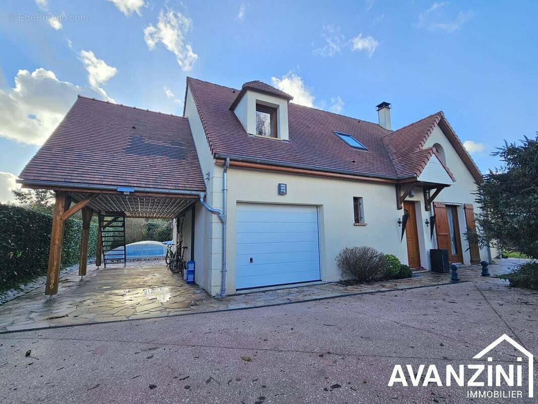 Maison à VILLIERS-SUR-MORIN