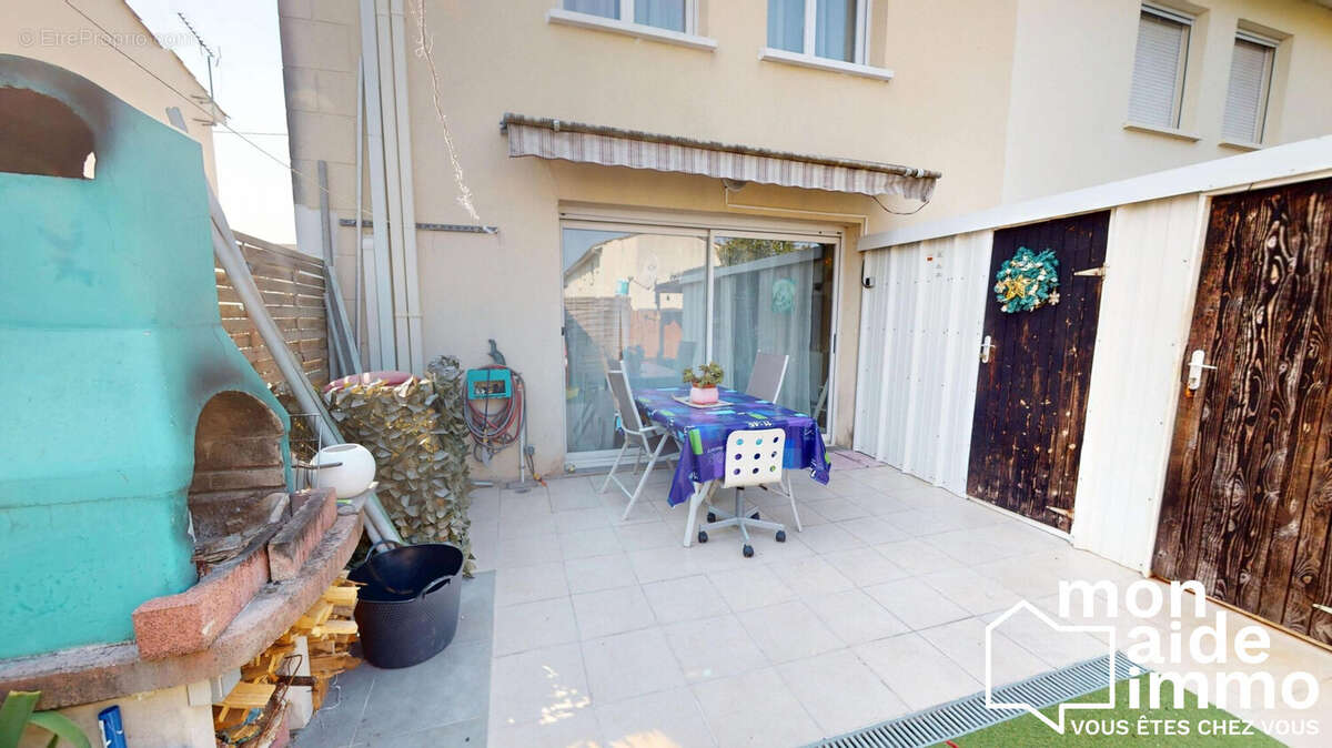 Maison 80 m² à Floirac  - photo 7