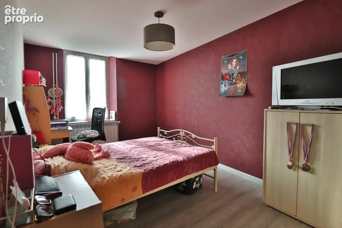 Maison - 130 m2 - 6 pièces - photo 4