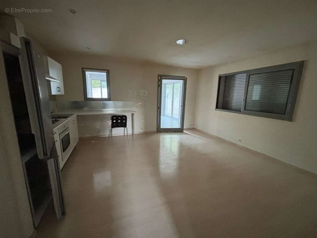 Maison à FIGANIERES