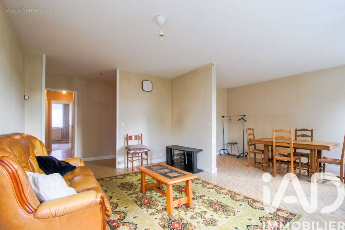 Photo 2 - Appartement à LES CLAYES-SOUS-BOIS