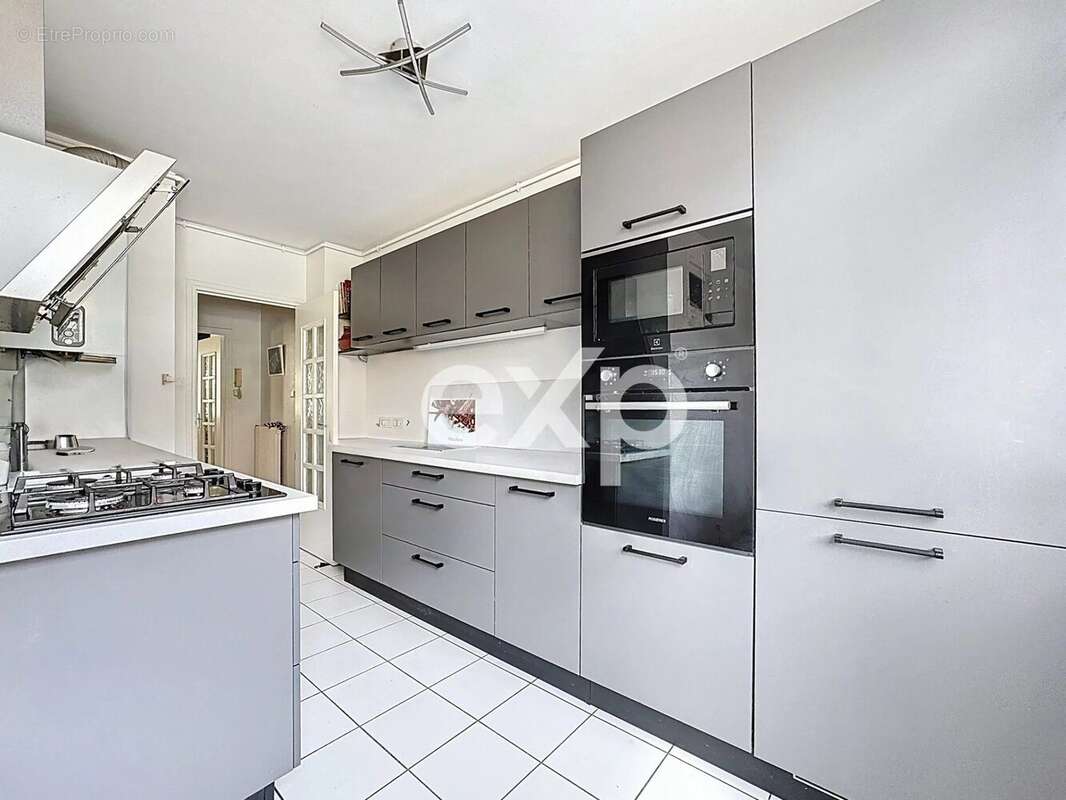 Appartement à MEYLAN