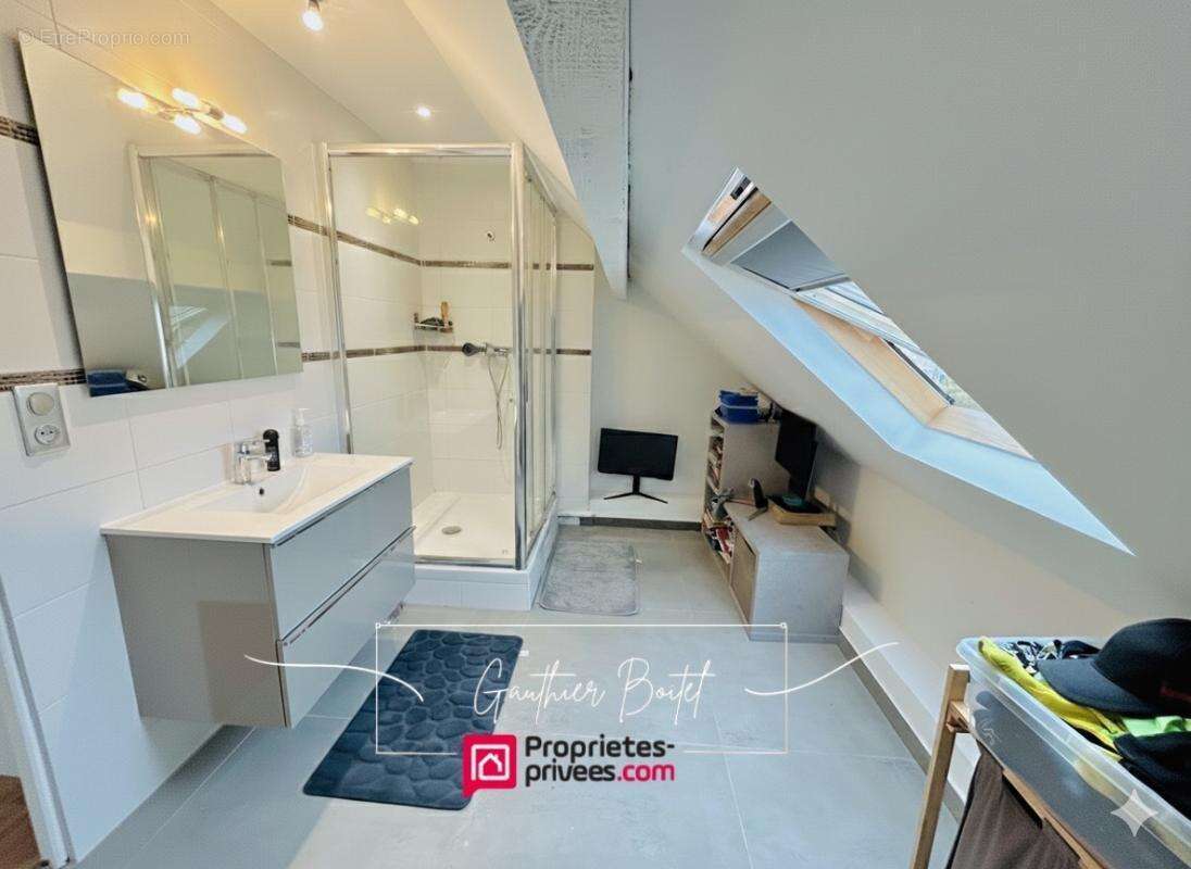 Maison à FONTENAY-TRESIGNY