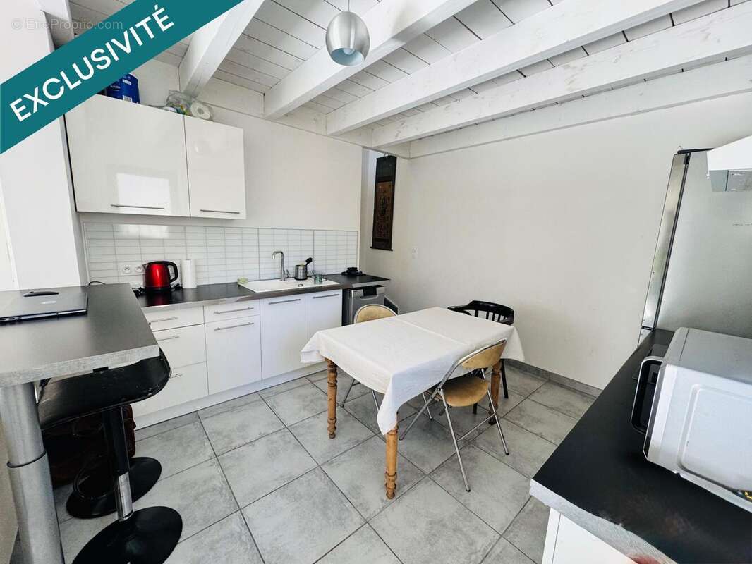 Photo 7 - Appartement à LA TOUR-D'AIGUES