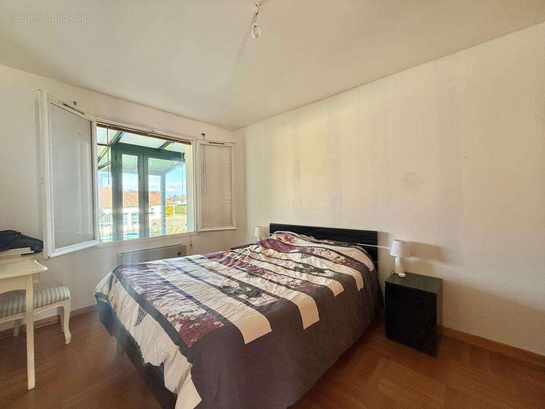 Maison à LAMARCHE-SUR-SAONE