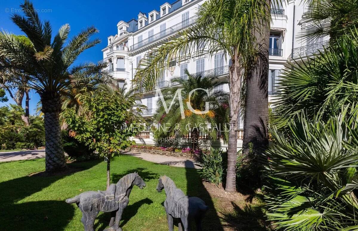 Appartement à CANNES